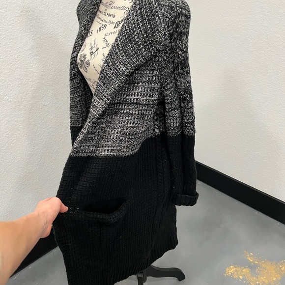 Athleta wool and cashmere cardigan Sweater - Picture 5 of 8